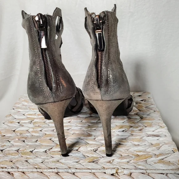 Kenneth Cole New York 7.5 M Leather Bayne Cage Heels Y3K Metallic Gun Metal - Picture 4 of 8